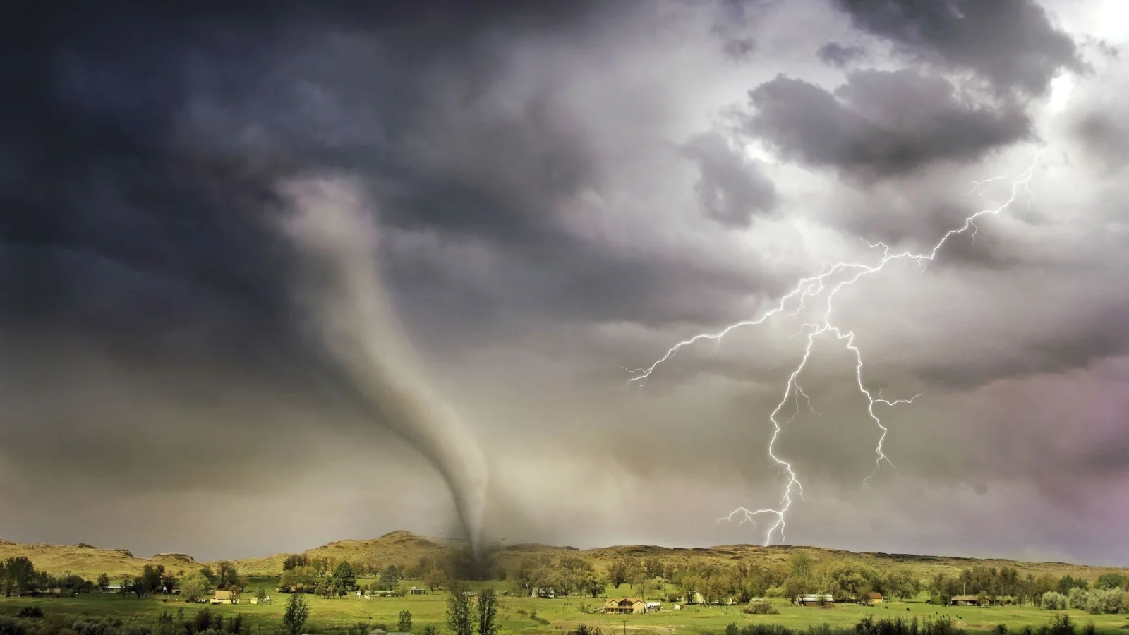 Riscos climáticos nas empresas: tempestade severa no horizonte e alerta à continuidade operacional